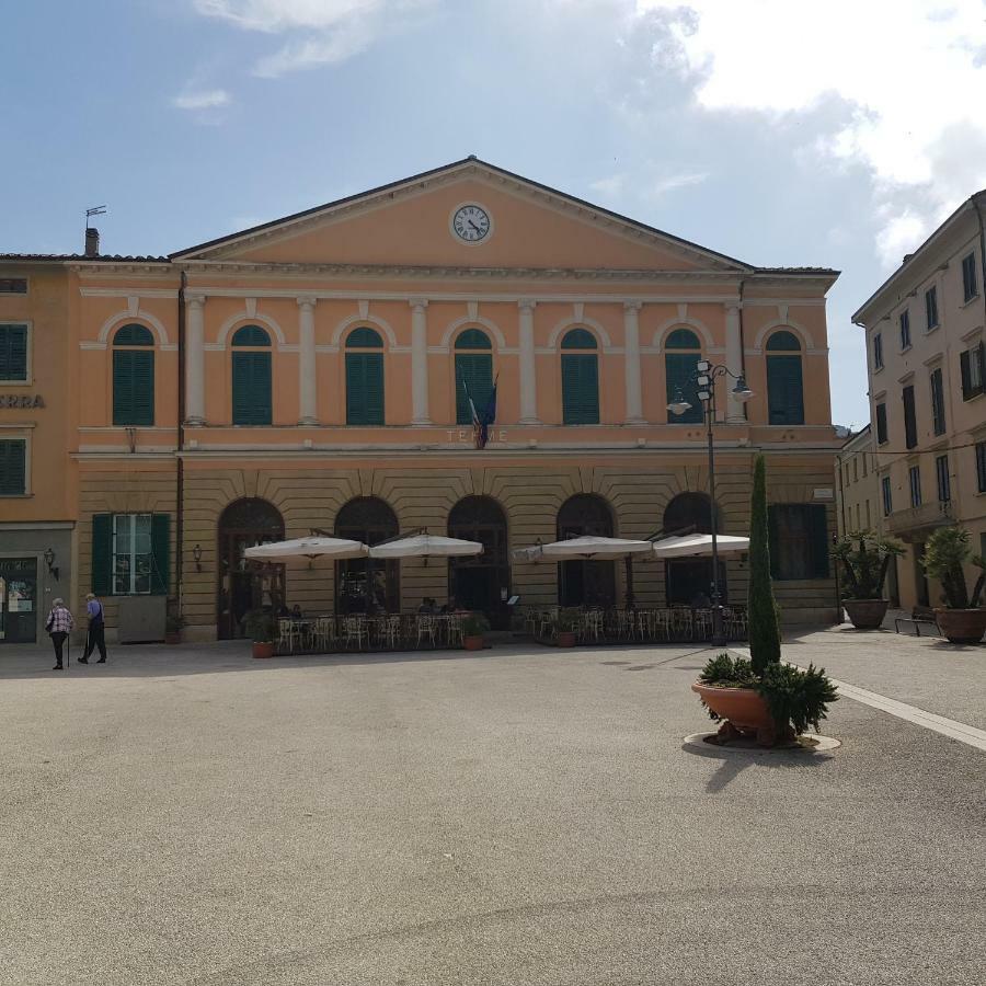 Appartamento Eden Tuscany Casciana Terme Bagian luar foto